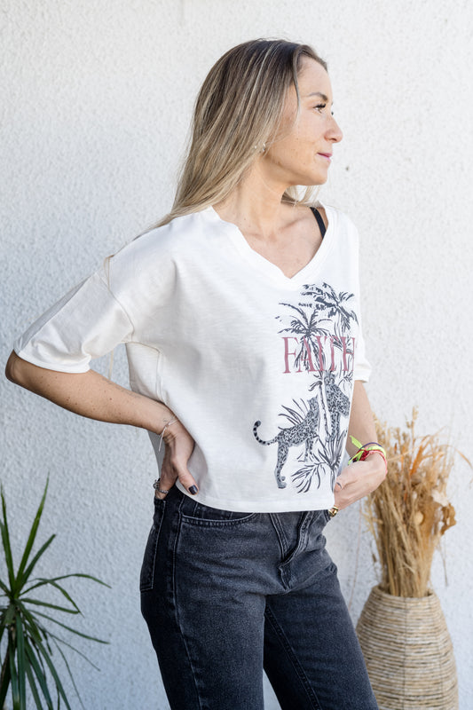 🐆 Polera Faith Blanca – Tigres & Palmeras