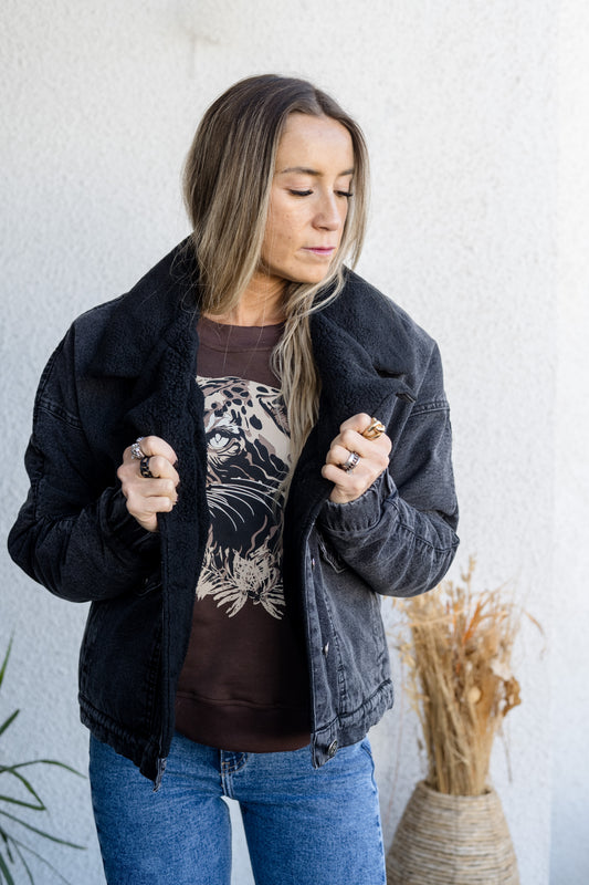 🖤 Chaqueta Denim Negra con Chiporro