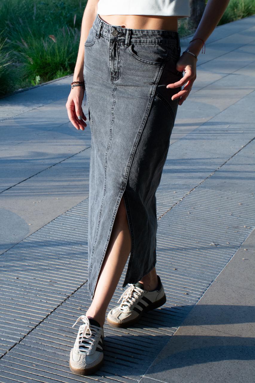 Falda Denim Larga Negra